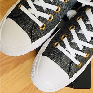 Denim Converse All Stars ⭐️ Sz 6.5⭐️